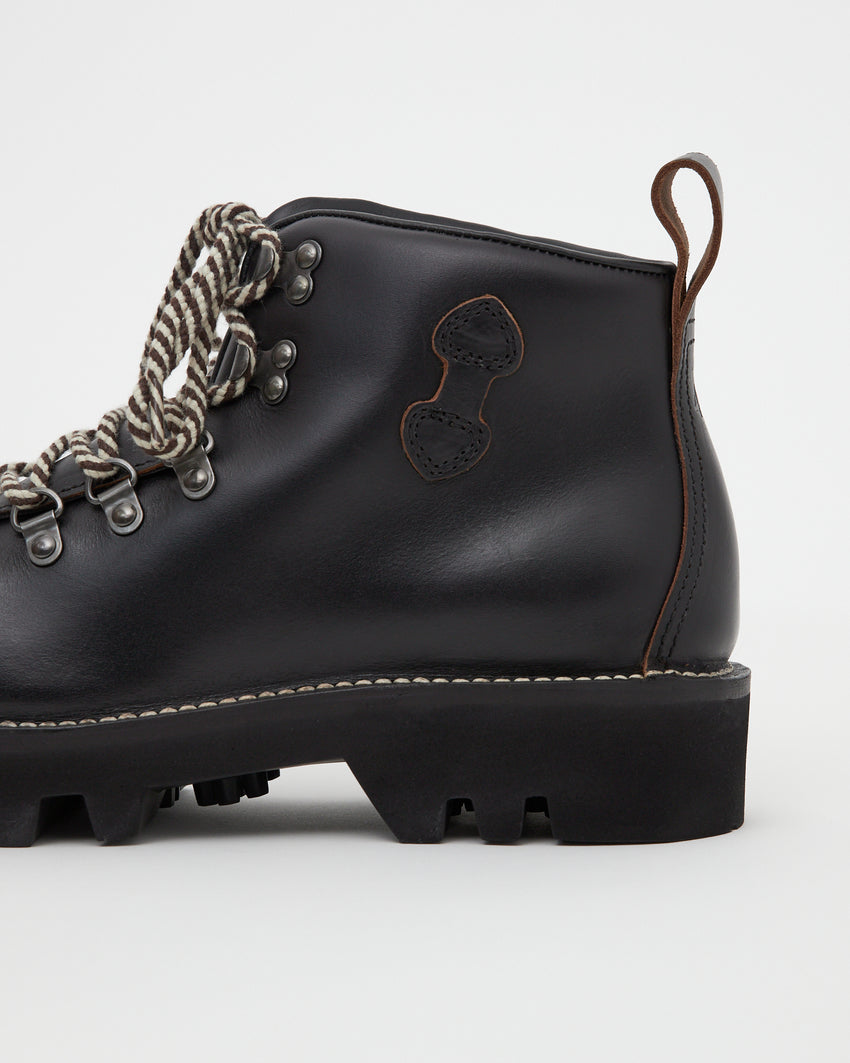 B-Type 01 Pull-up Leather Black