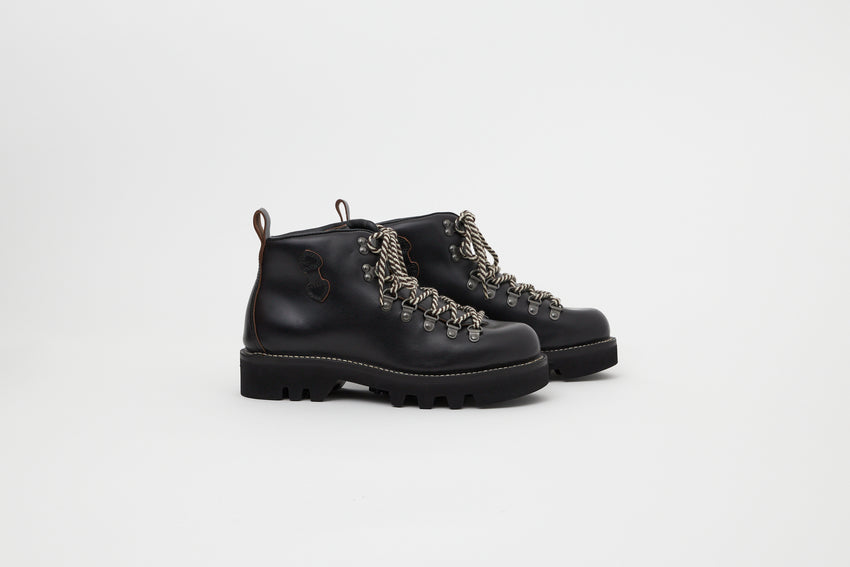 B-Type 01 Pull-up Leather Black