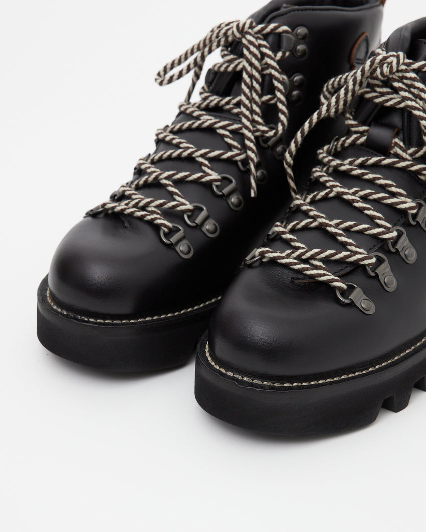 B-Type 01 Pull-up Leather Black