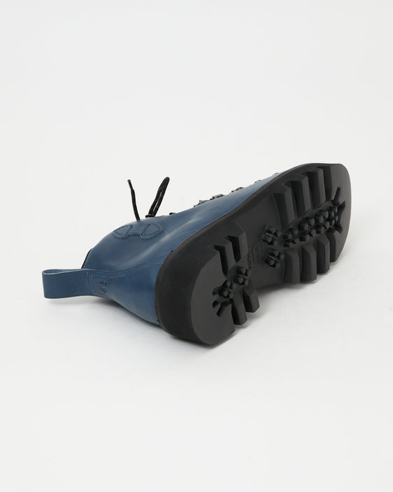 Sample 12 - B-Type 01 Dublin Blue