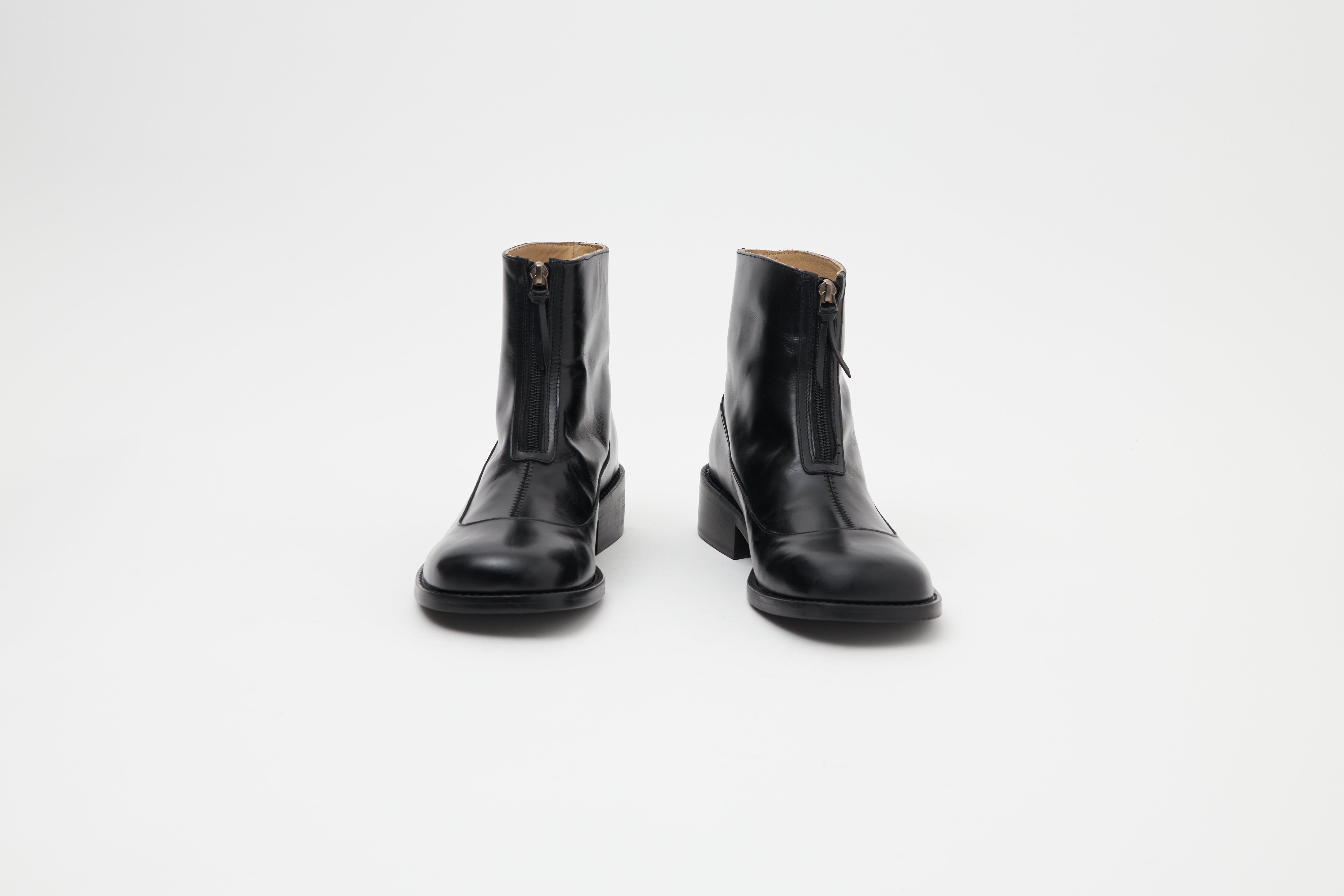 Cove Boot, Pull-up Leather Black | paracia