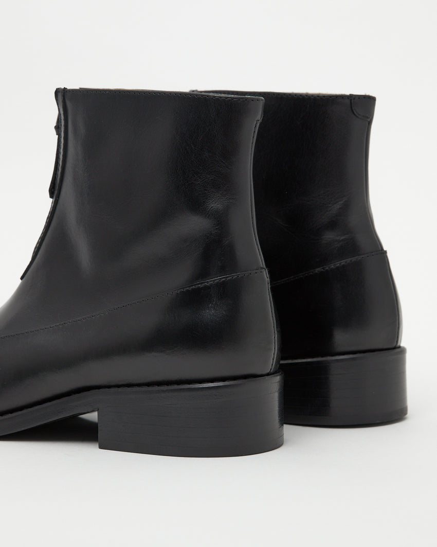 Cove Boot Pull-up Leather Black