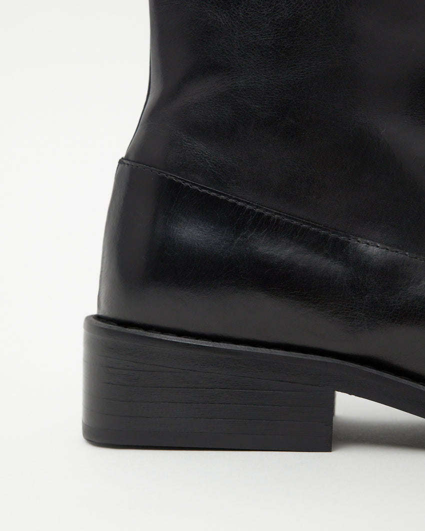 Cove Boot Pull-up Leather Black