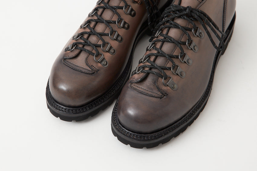 D-Type 01V Calfskin Gradient Brown