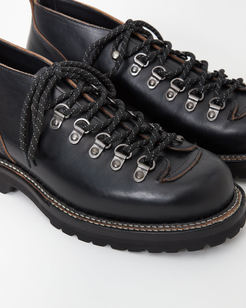 D-Type 01V Pull-up Leather Black