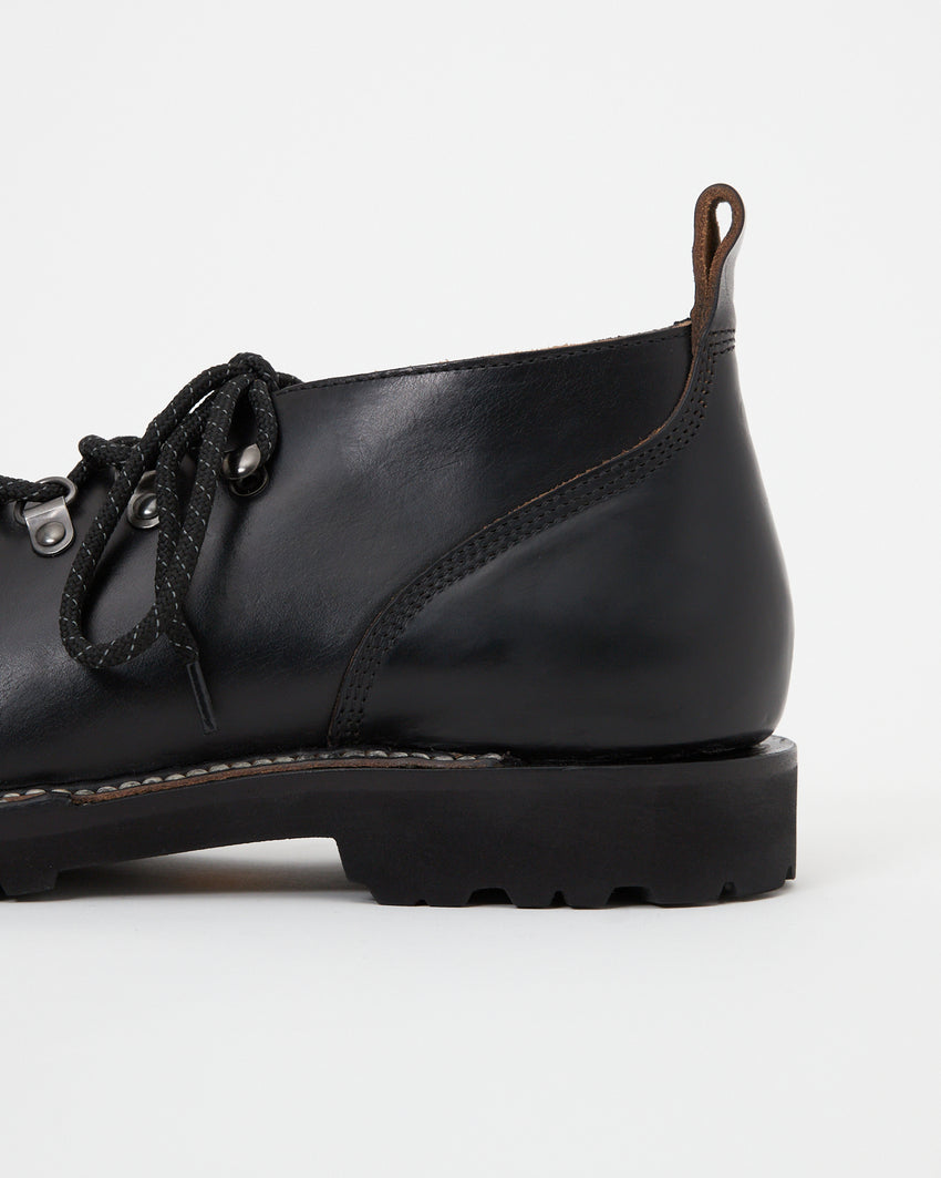 D-Type 01V Pull-up Leather Black