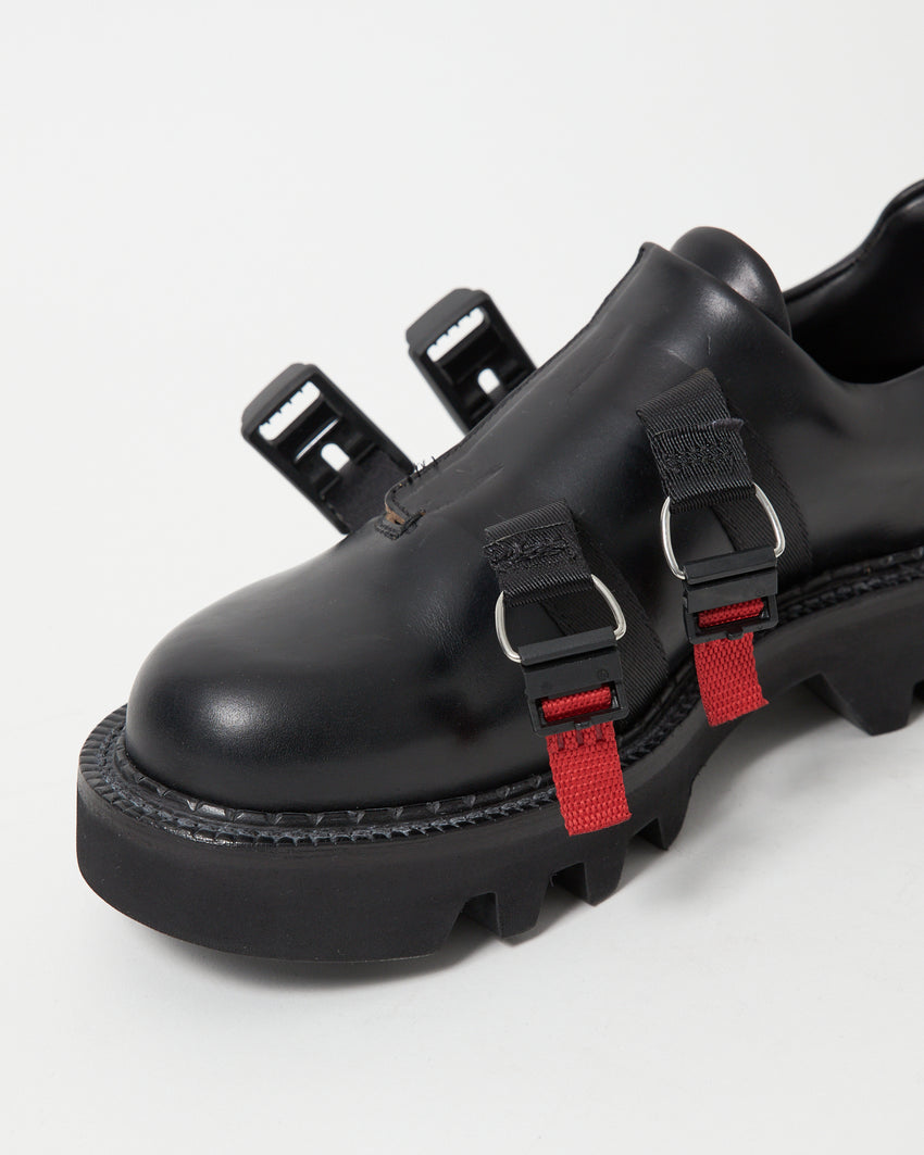 D-Type 02 Fidlock Pull-up Leather Black