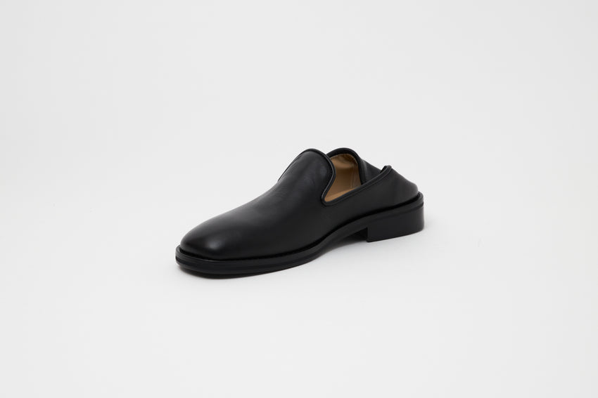 Legacy Slipper Calfskin Black