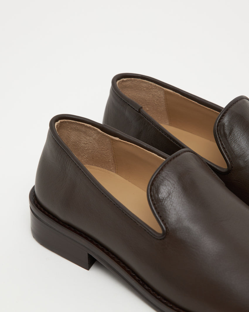 Legacy Slipper Calfskin Umber