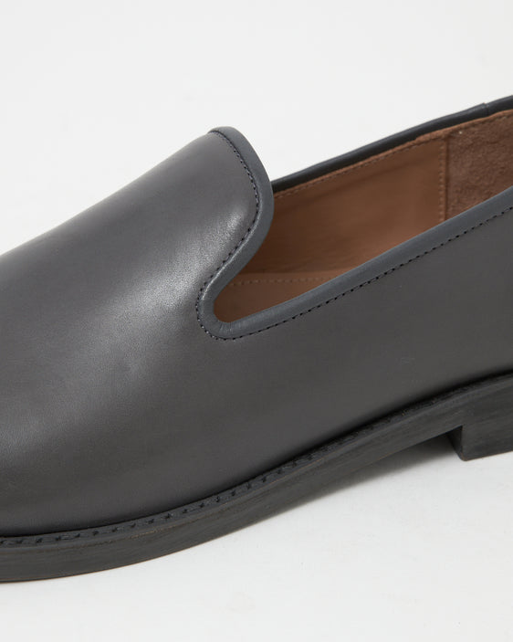 Sample 10- Legacy Slipper Leather Grey