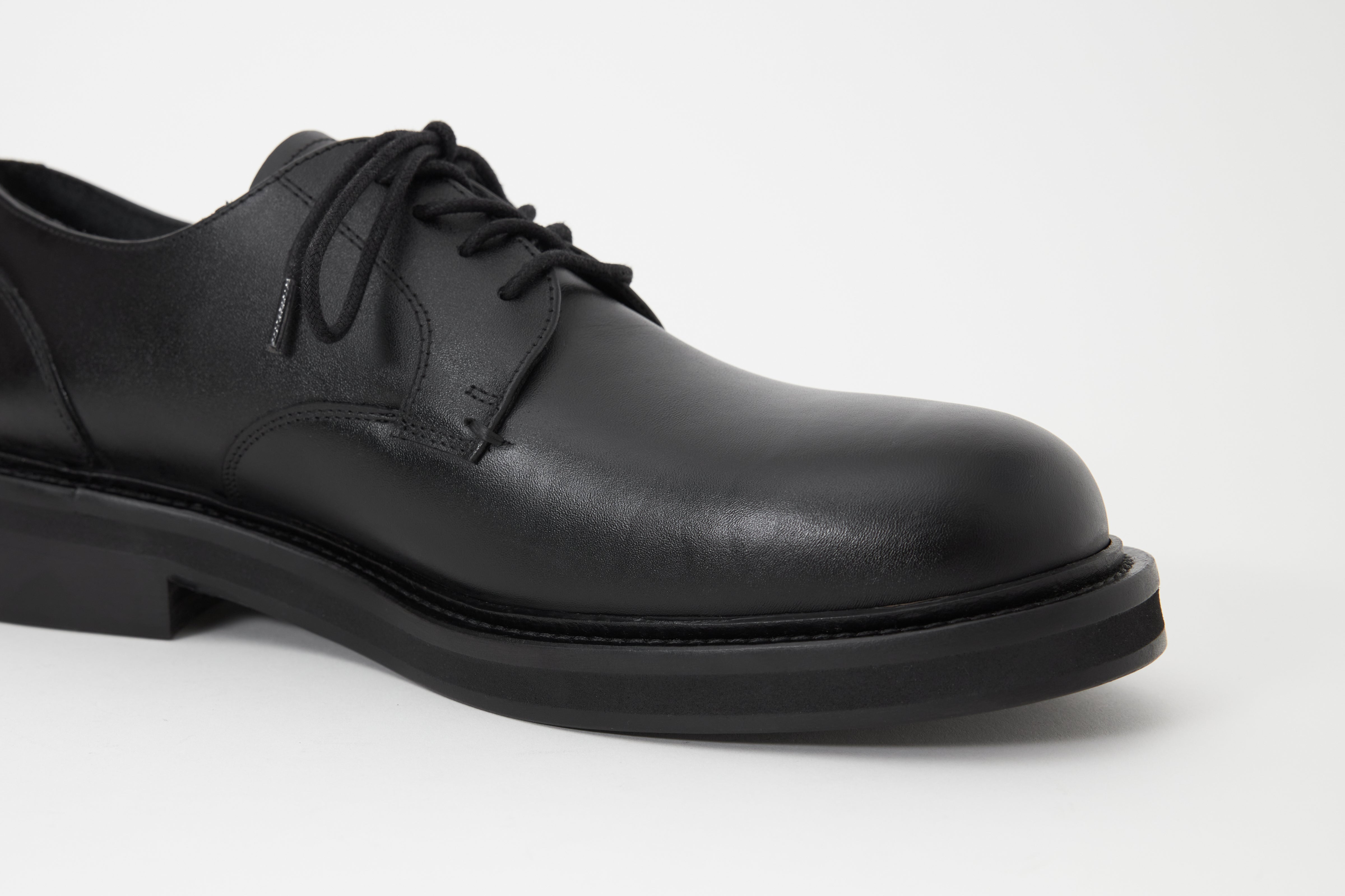 Mid-Heel Derby, Calfskin Black | paracia