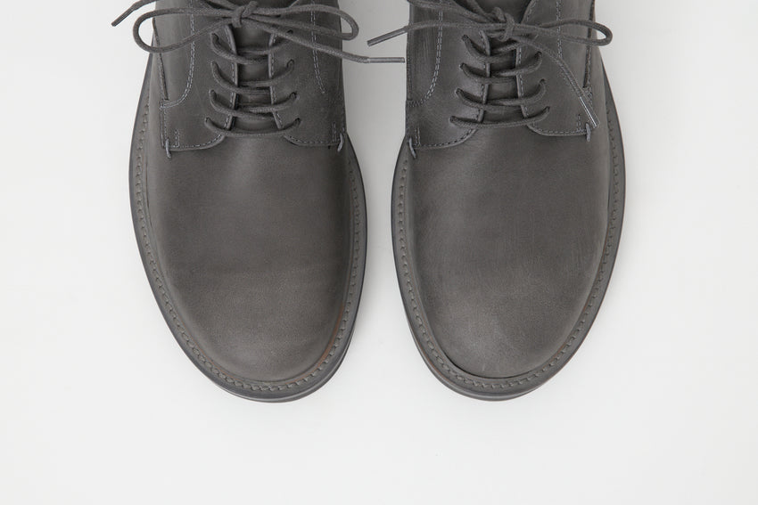 Mid-Heel Derby Distressed Leather Gris