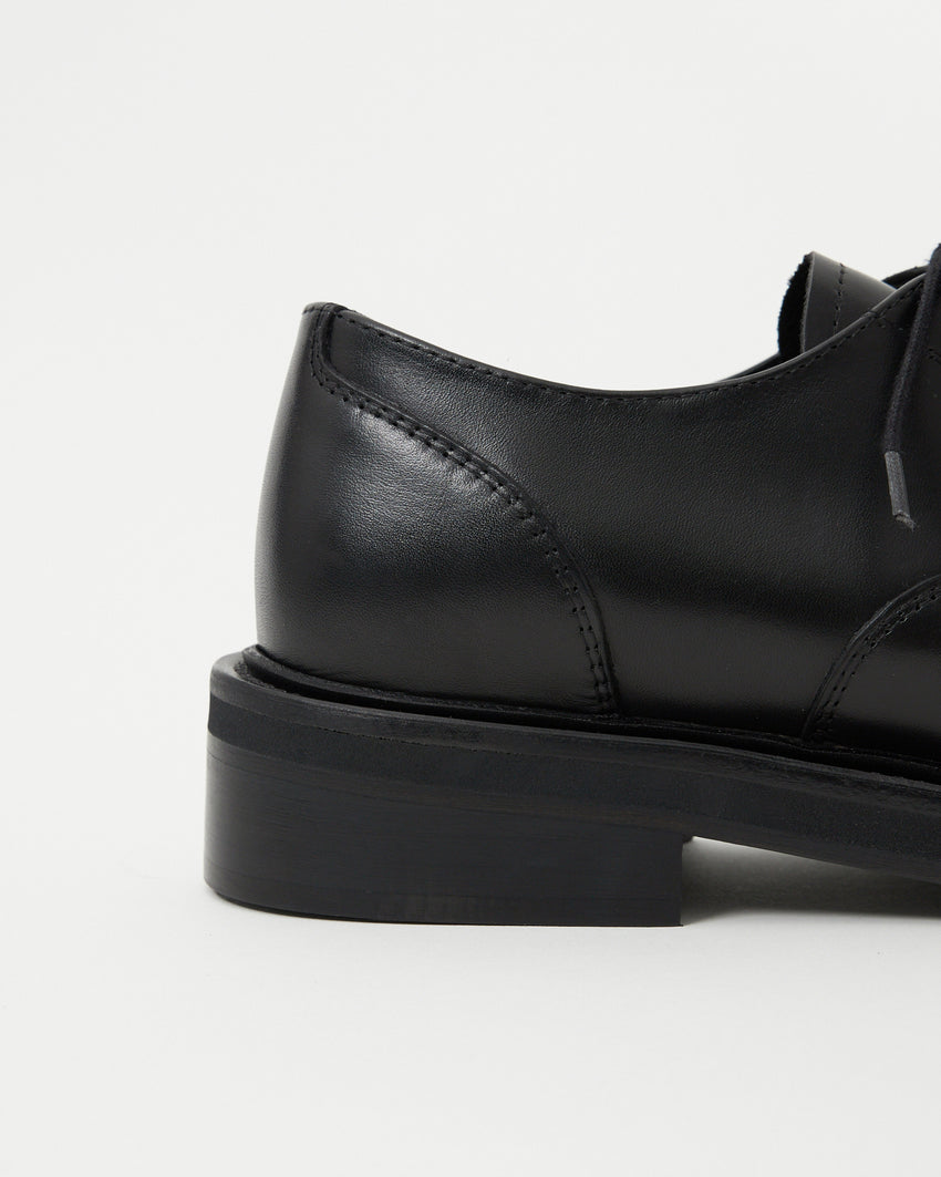 Mid-Heel Derby Calfskin Black