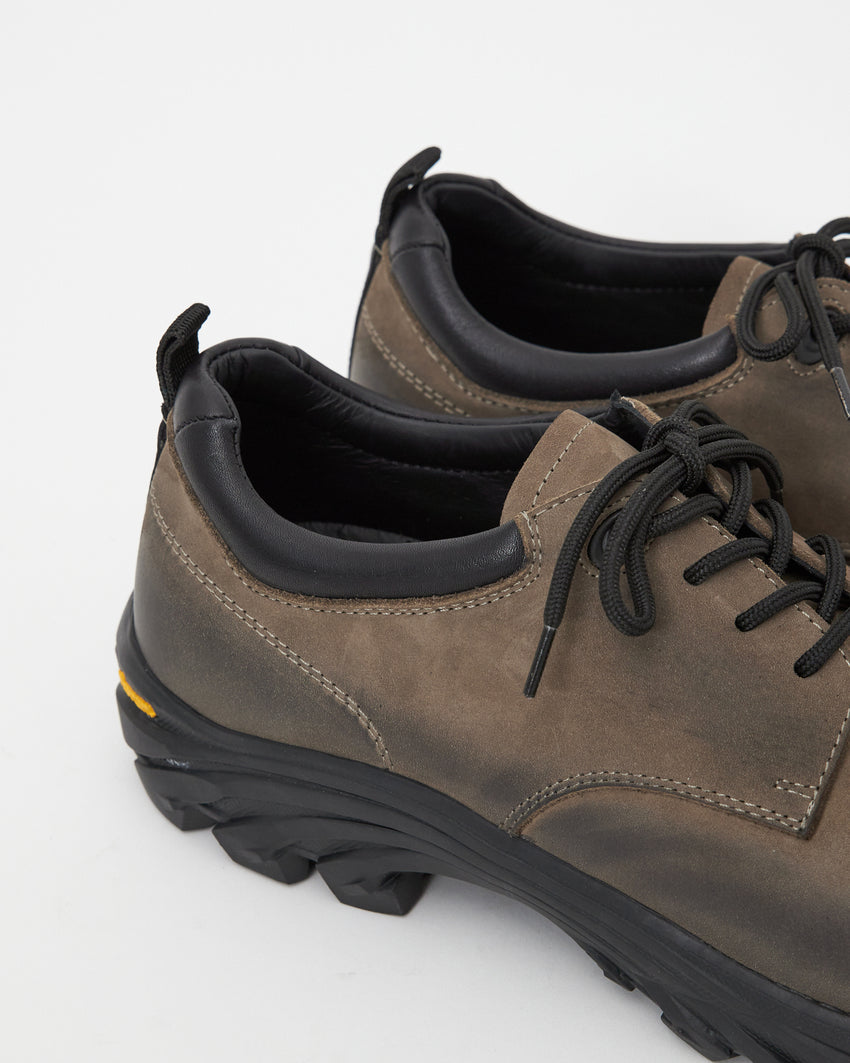 Non-Safety Shoe Distressed Mocha