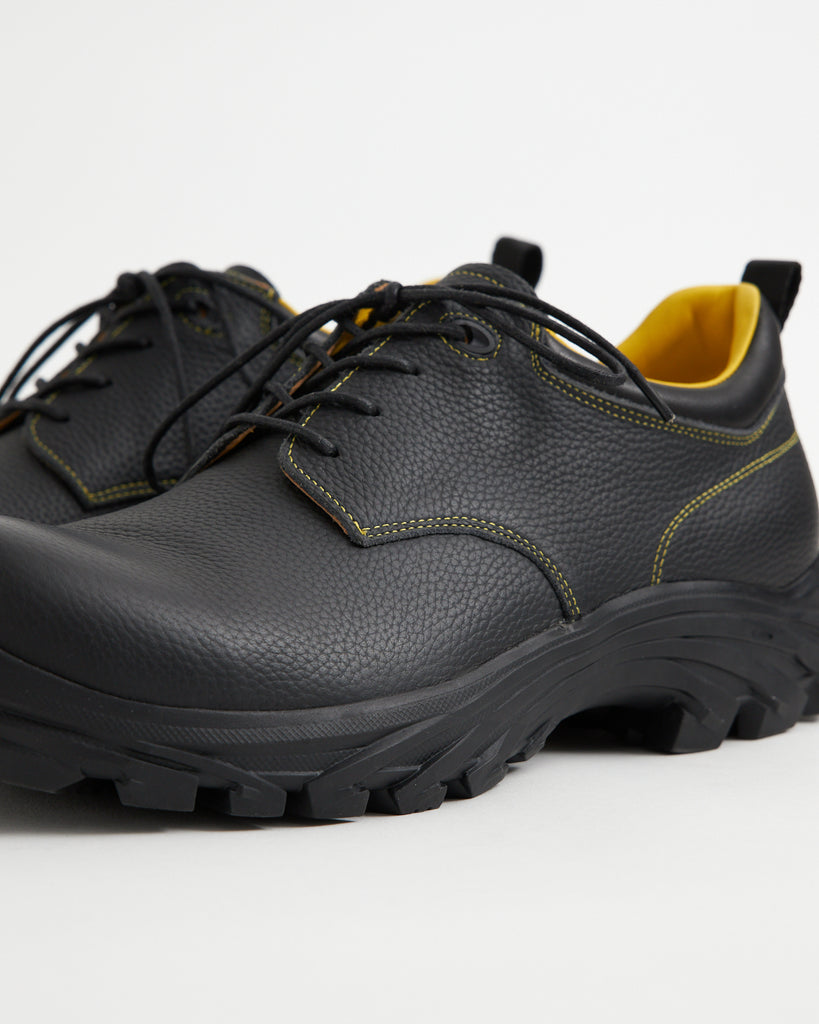 Non-Safety Shoes Pebbled Leather Black & Yellow