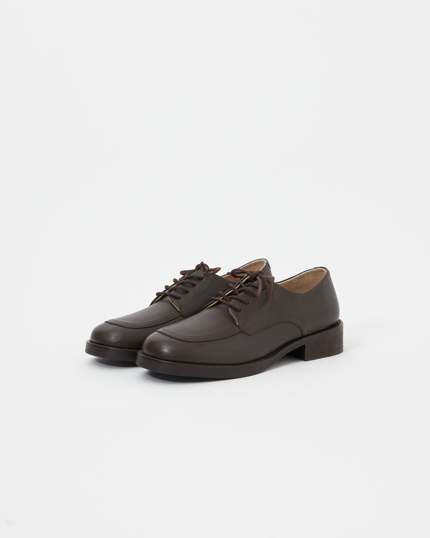 buster brown dress shoes 1960's Buster Brown Shoes Deadstock Vintage Unique Mod Lace-up Suede Leather Oxfords 2-toned Blue Brown Bold Stitching Cap Toe. (size 8A)