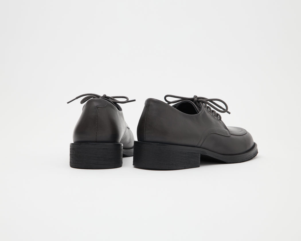 Old Buster Oil Nappa Dark Grey