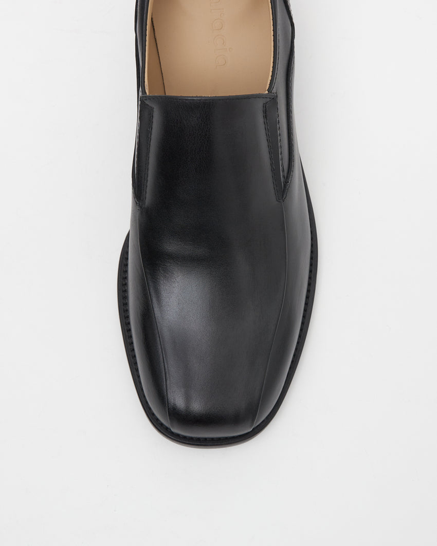 Pedal Loafer Pull-up Leather Black