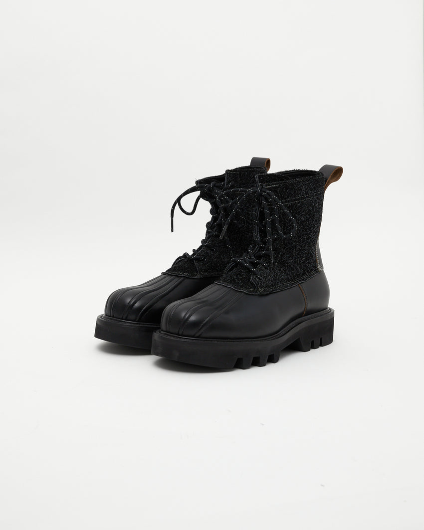 Sample 5 - B-Type 02 Leather Black